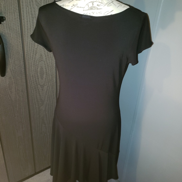 Robbie Bee Petite Capped Short Sleeved Lady's Dress V Neck - Picture 4 of 6